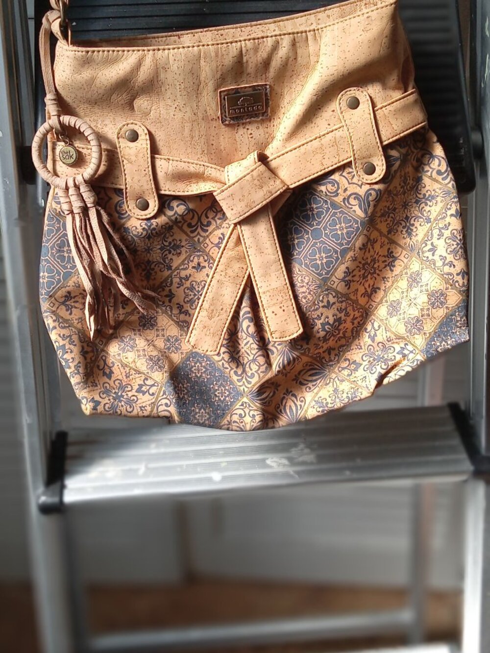 Montado  Blue Cork cross body bag with bow and sholder strap - Picture 5 of 8